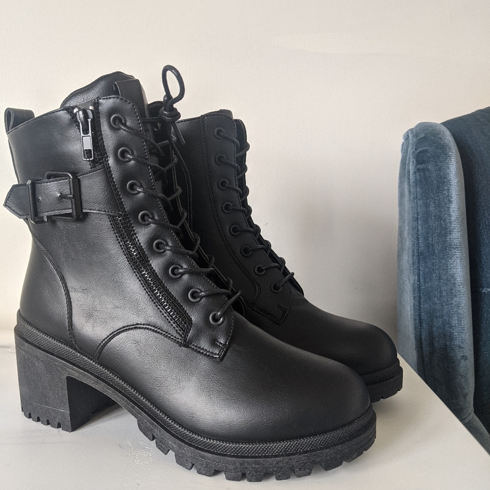 Women's boots